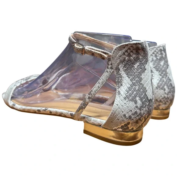 BANANA REPUBLIC Women 7.5 Flat Leather Sandal Cream Gray Snake Ankle Strap Shoe - Picture 7 of 14